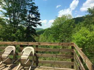 7508 Gauley Tpke, Napier, WV 26631