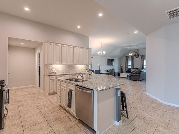 5th image of 14207 Irvine Ranch Trl