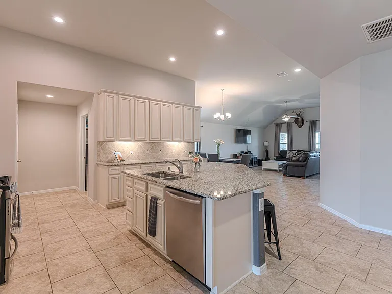 14207 Irvine Ranch Trl — Photo 5