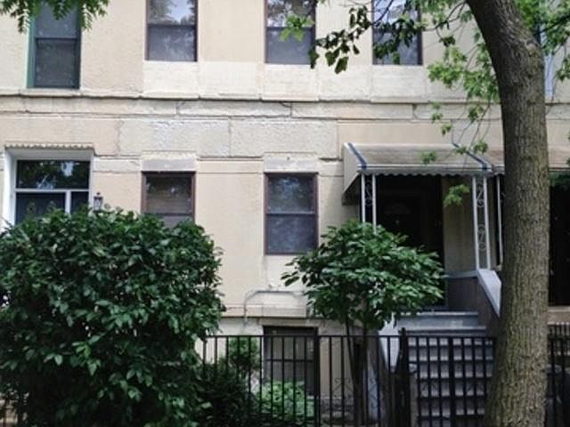 1st image of 819 S Leavitt St #1