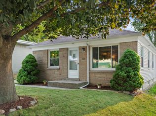 1735 S 92nd STREET, West Allis, WI 53214