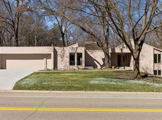 7117 Gleason Rd, Edina, MN 55439