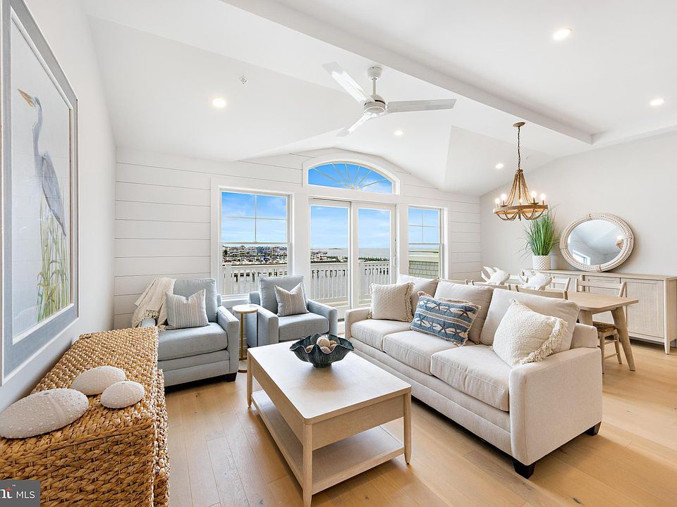 1st image of 2600 Long Beach Blvd #2