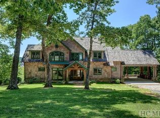 76 Yarrow Ln, Sapphire, NC 28736