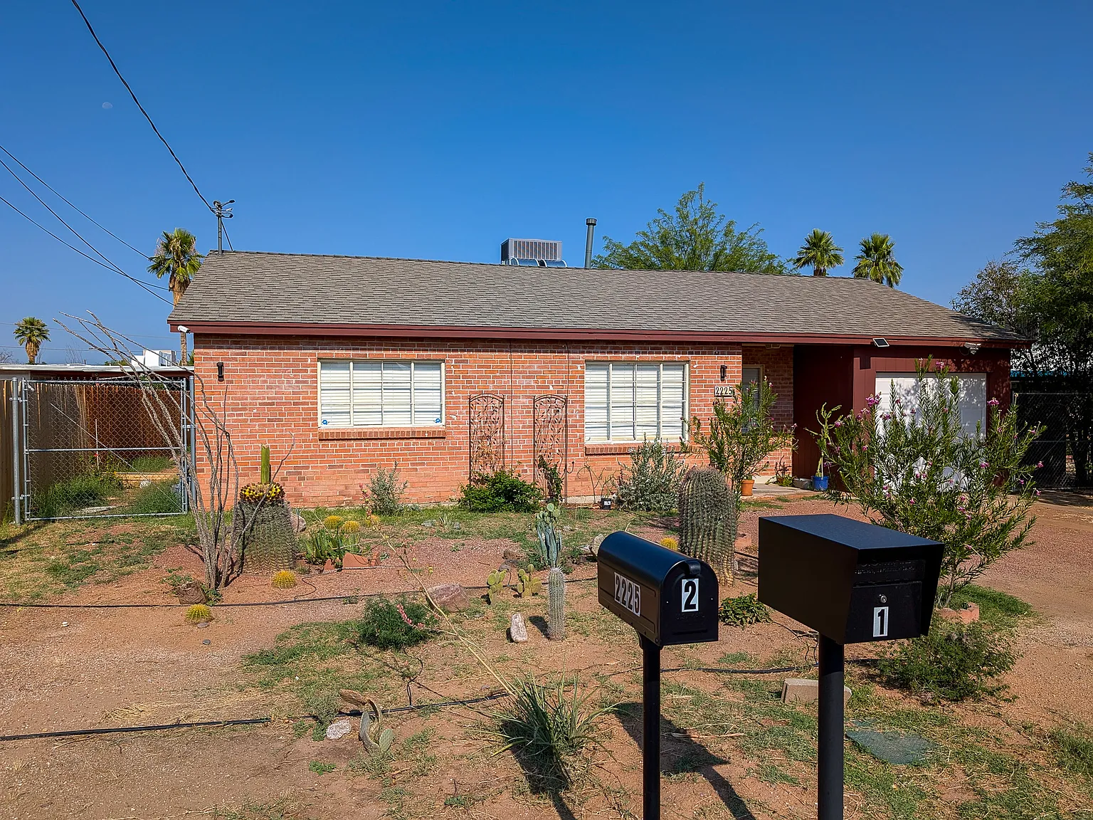 2 bed, 900 sqft, $1,400 — Photo 1