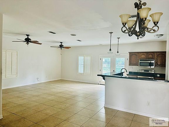 4th image of 318 McFadden Dr #A-1