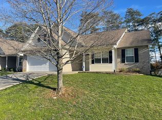 1530 Graybrook Ln, Knoxville, TN 37920