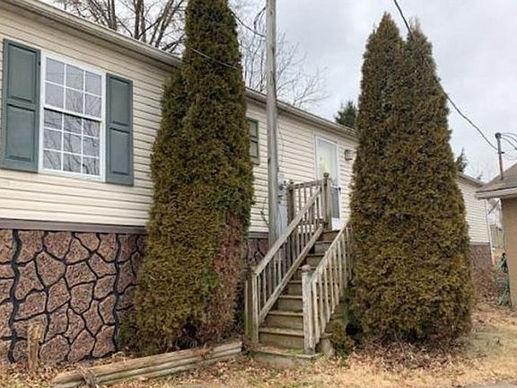 2nd image of 128 Reichart Ave
