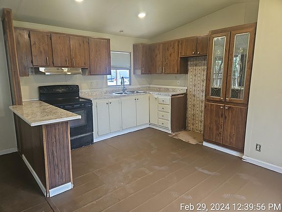 5th image of 4574 Sir Arthur Way