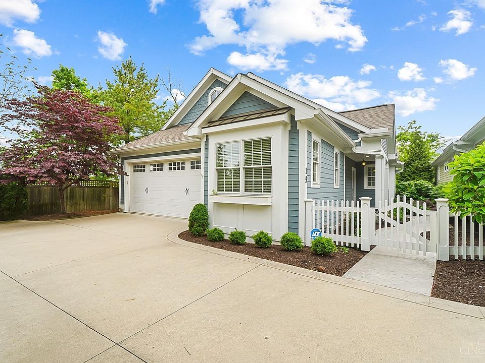 1st image of 15 Bradford Place Dr