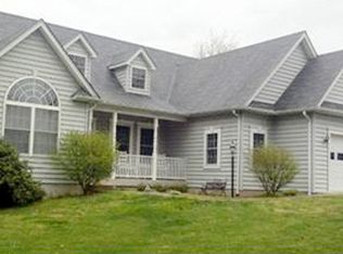 9848 Charles St, La Plata, MD 20646