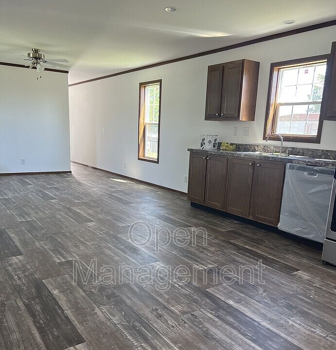 4015 Tower Ave Superior WI Zillow