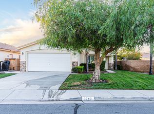 30401 Pine Creek Dr, Menifee, CA 92584