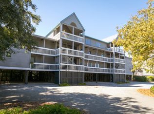 2405 Racquet Club Dr, Johns Island, SC 29455