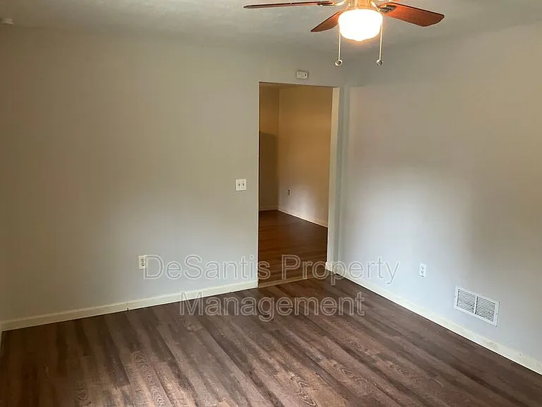 168 Center Ave #1 — Photo 8