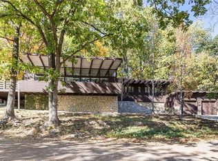 4719 Black Swan Dr, Shawnee, KS 66216