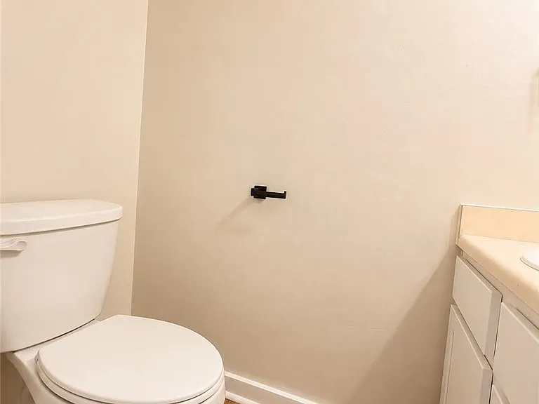 1422 Tangora Ln — Photo 7