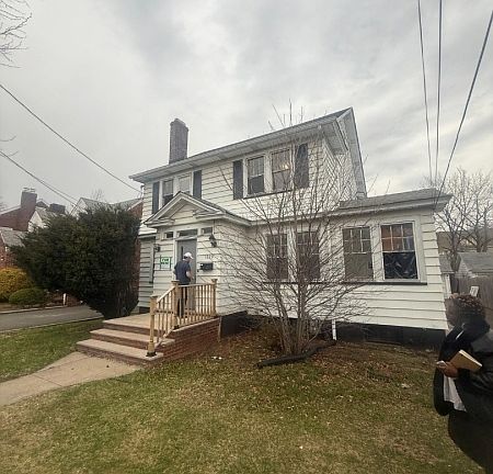 2nd image of 1029 Kipling Rd