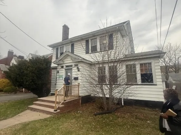 1029 Kipling Rd, Elizabeth City, NJ 07208