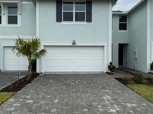 684 Salisbury Cir, Fort Pierce, FL 34982