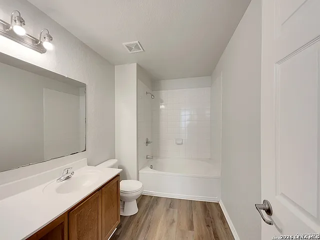 6010 Blossom Bnd — Photo 6