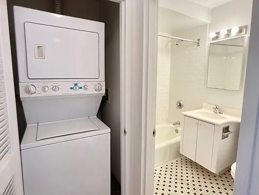 Rented by Corcoran | media 12