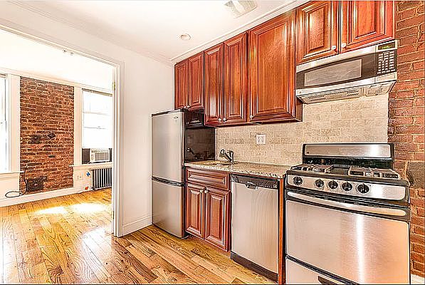 2nd image of 86 E 3rd St #C4