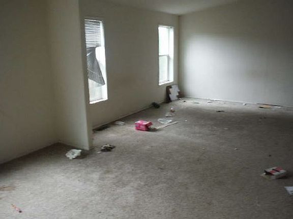 5th image of 3252 Whitney Dr