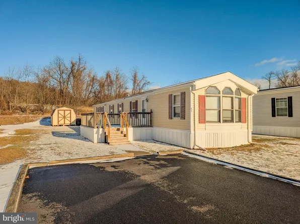 41 S Elmer Ave, Halifax, PA 17032