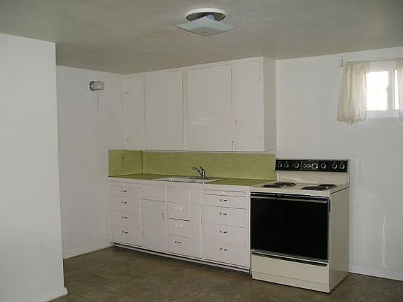 2nd image of 1727 8th Ave N APT 3