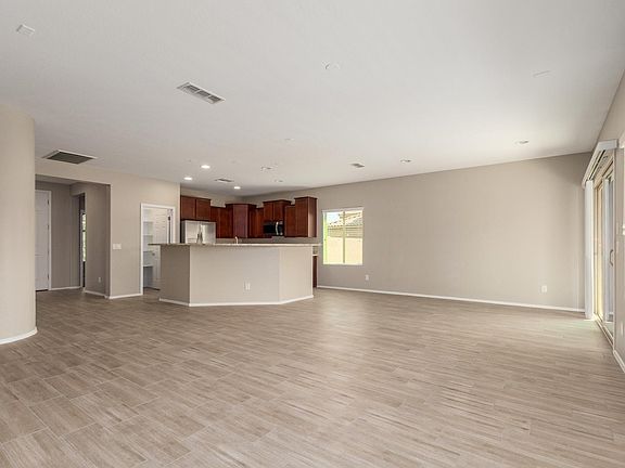 4th image of 17167 W Hedgehog Pl