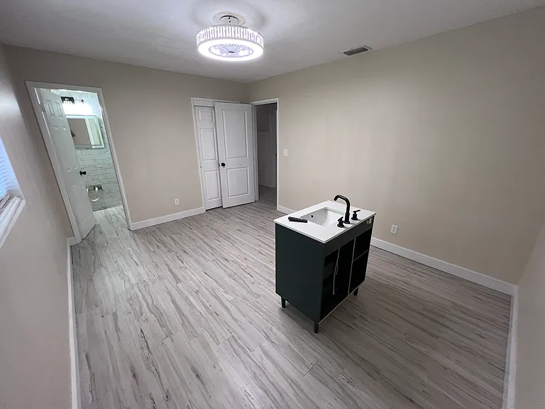 4700 W Leila Ave — Photo 11