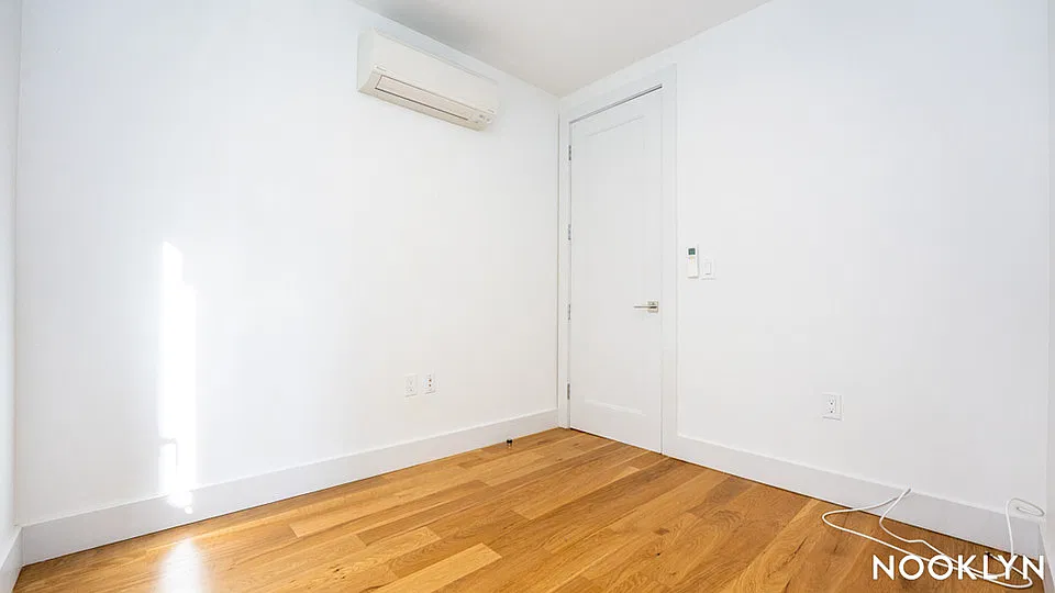 223 East 96th Street — Photo 4