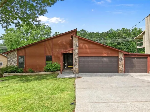5181 Cold Springs Dr NW, Lilburn, GA 30047