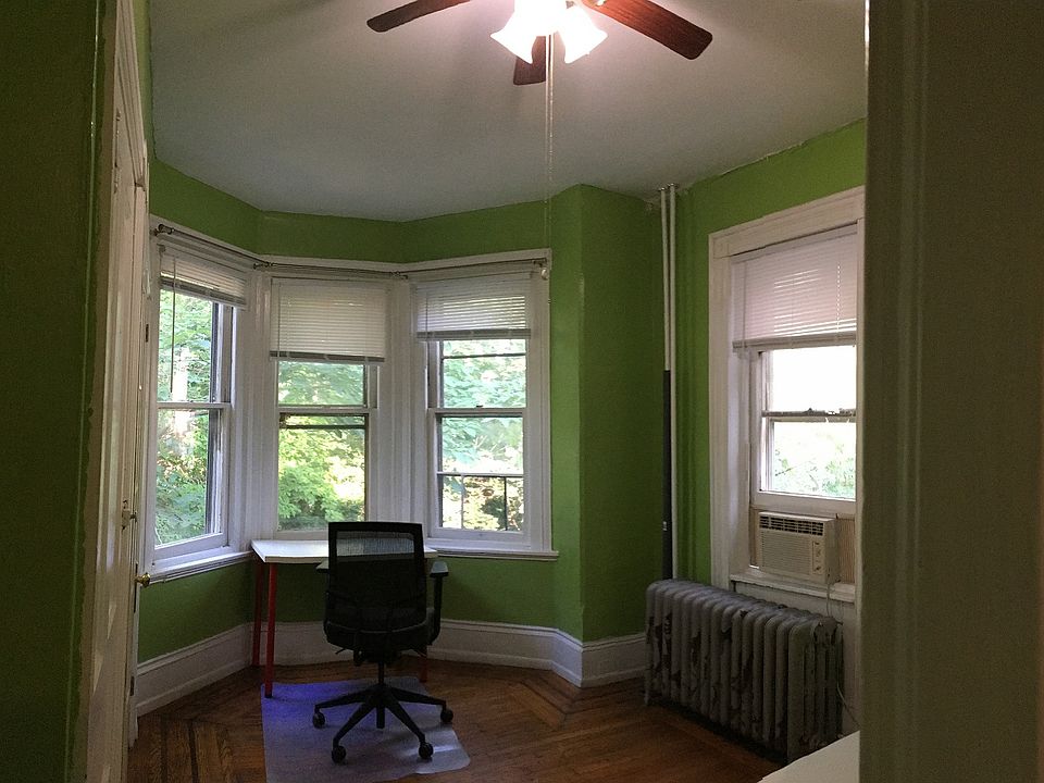 1st image of 407 S 43rd St Floor 2