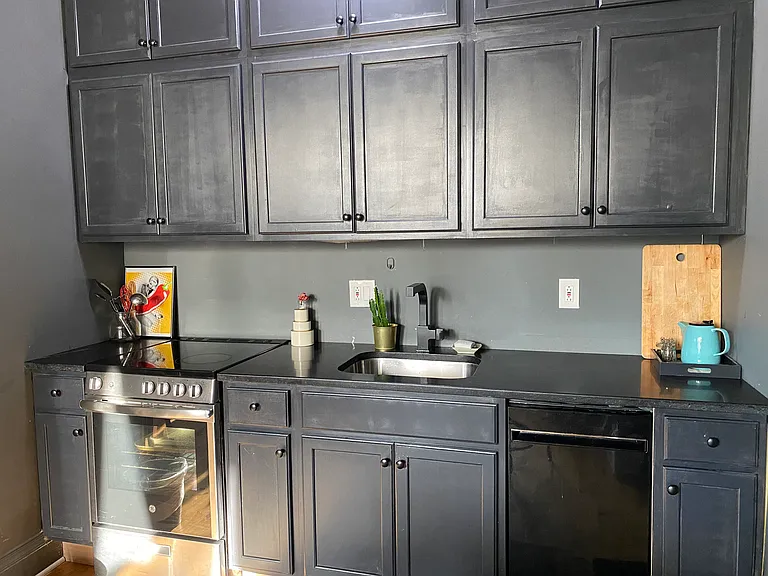 2211 Saint Paul St #3 — Photo 8