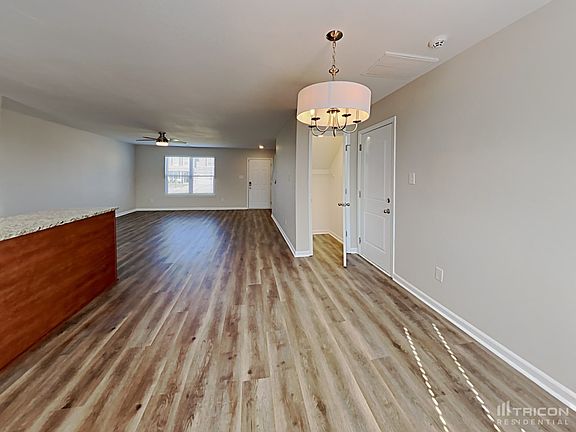 4th image of 3319 Drysdale Dr