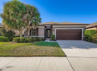 16355 Treasure Point Dr, Wimauma, FL 33598