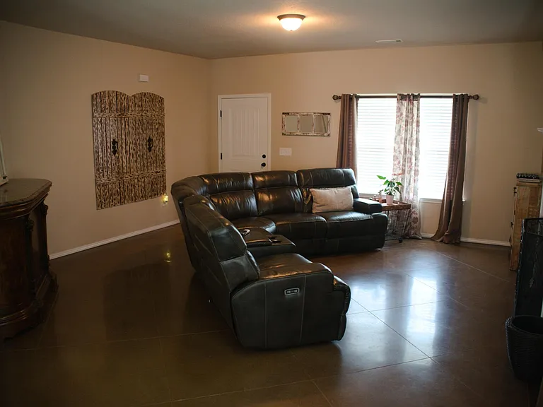 3712 Glenwood Springs St — Photo 11