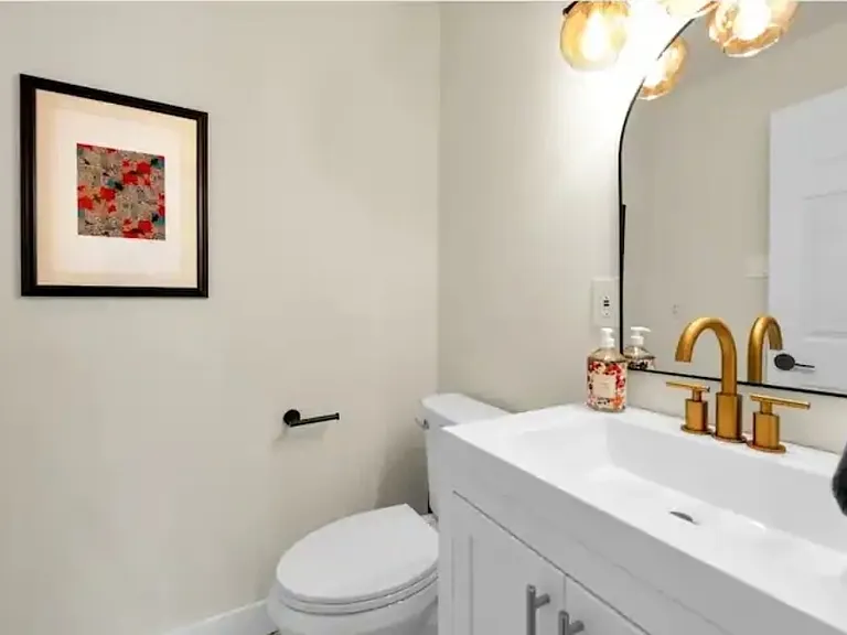 310 Dewey St — Photo 13