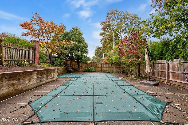 4th image of 254 Lenox Avenue