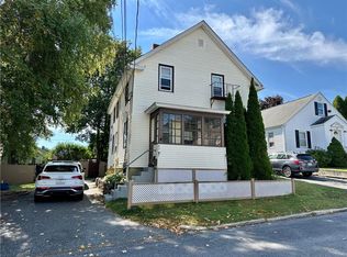 82 Hillcrest Ave, Pawtucket, RI 02860
