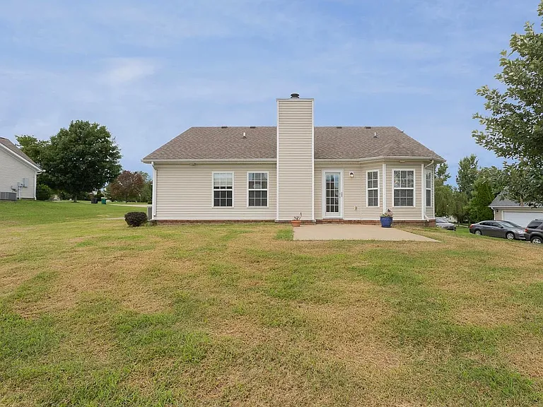 3002 Ping Ct — Photo 3