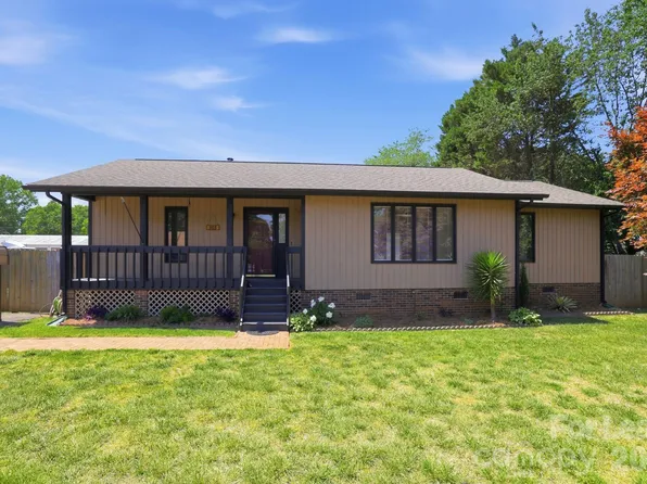 303 Ford St, Cramerton, NC 28032