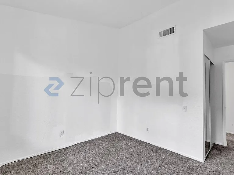 2005 San Jose Dr #241 — Photo 13
