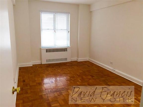 4th image of 52 Park Ave APT 15A