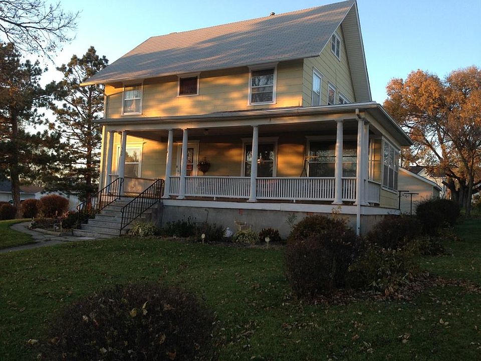 1st image of 560 Central Ave