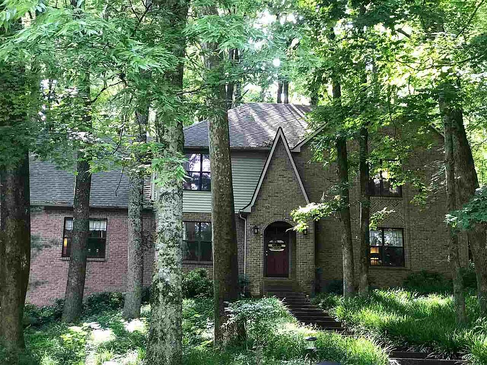 1st image of 378 Lakewood Dr