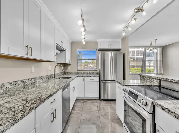 2741 TAFT Street #104, Hollywood, FL 33020
