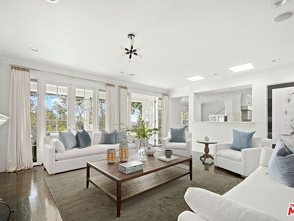 4th image of 10812 Portofino Pl